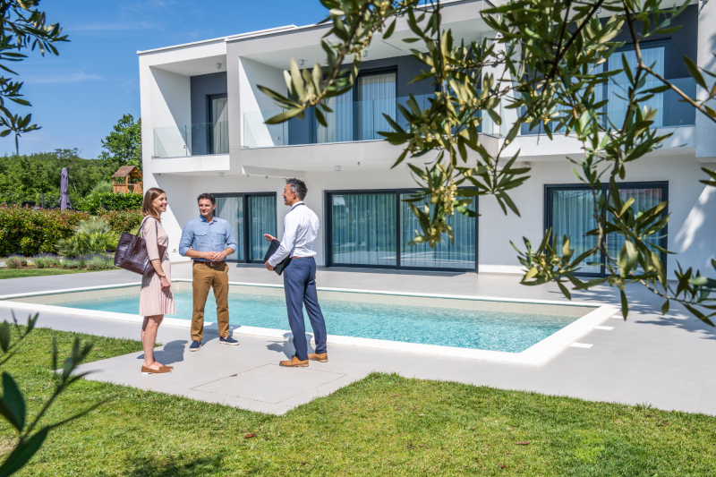 home-and-land-purchases-with-customers
