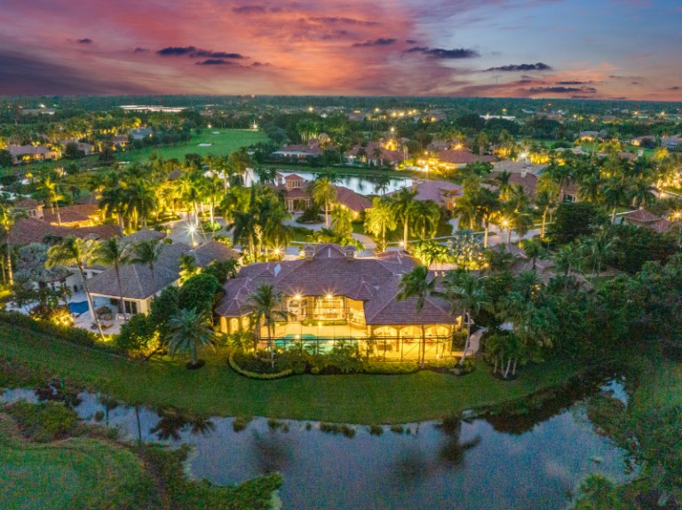 exclusive neighborhood of Eagler's Isle